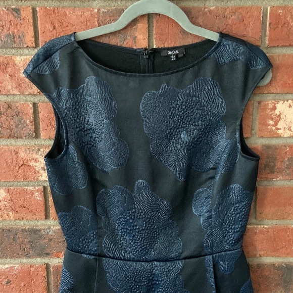 Raoul Black and Blue Floral Shimmer Women's Formal Cocktail Dress - Picture 2 of 7